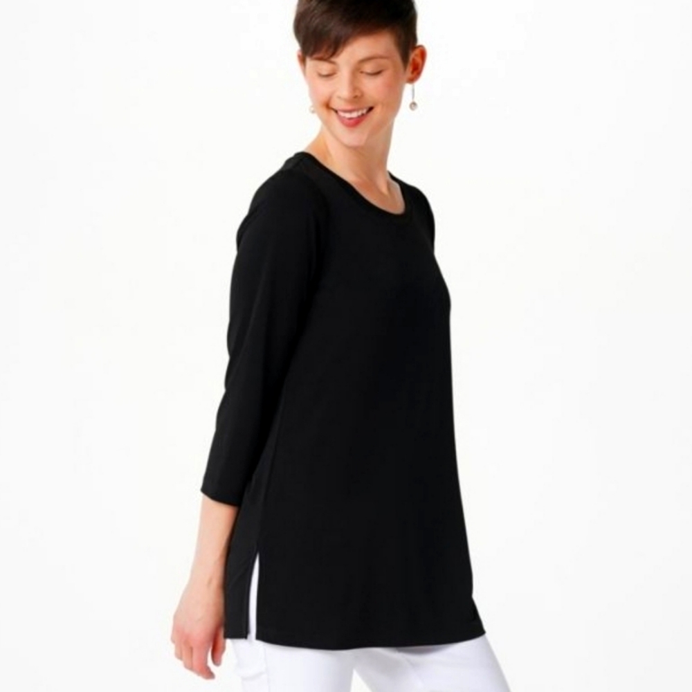 Susan Graver -Black- liquid knit 3/4 sleeve Tunic